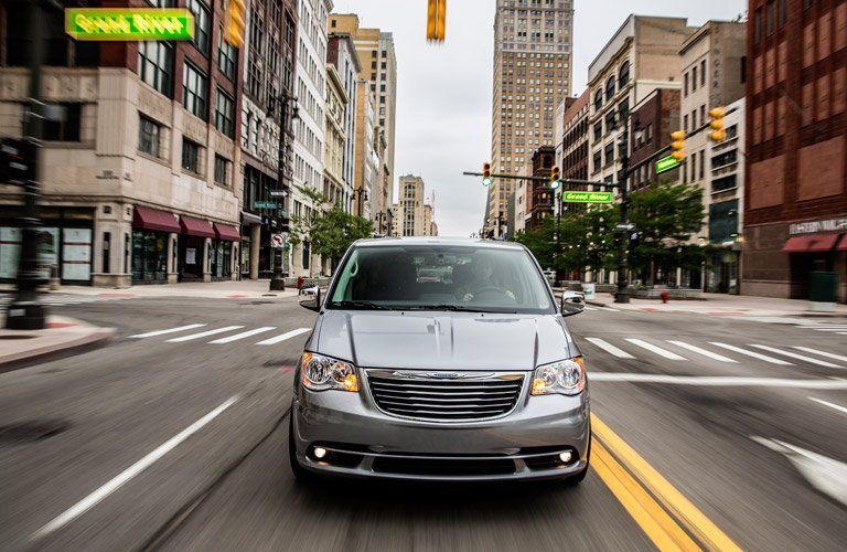 Chrysler Town & Country performance