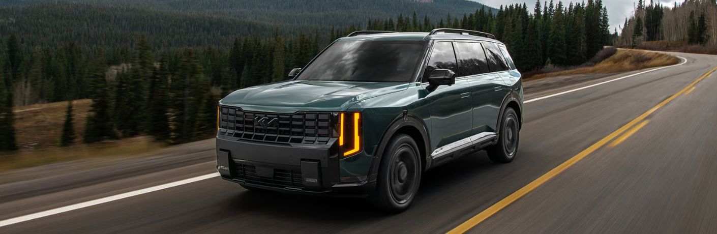 2027 Kia Telluride Hybrid front and side view