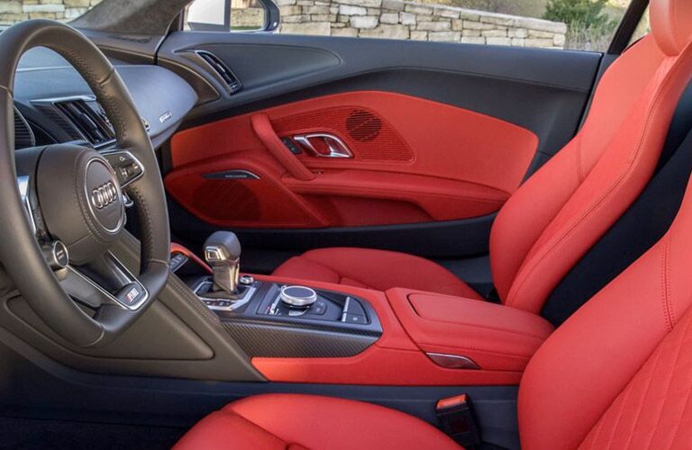 2017 Audi R8 steering wheel and front seats