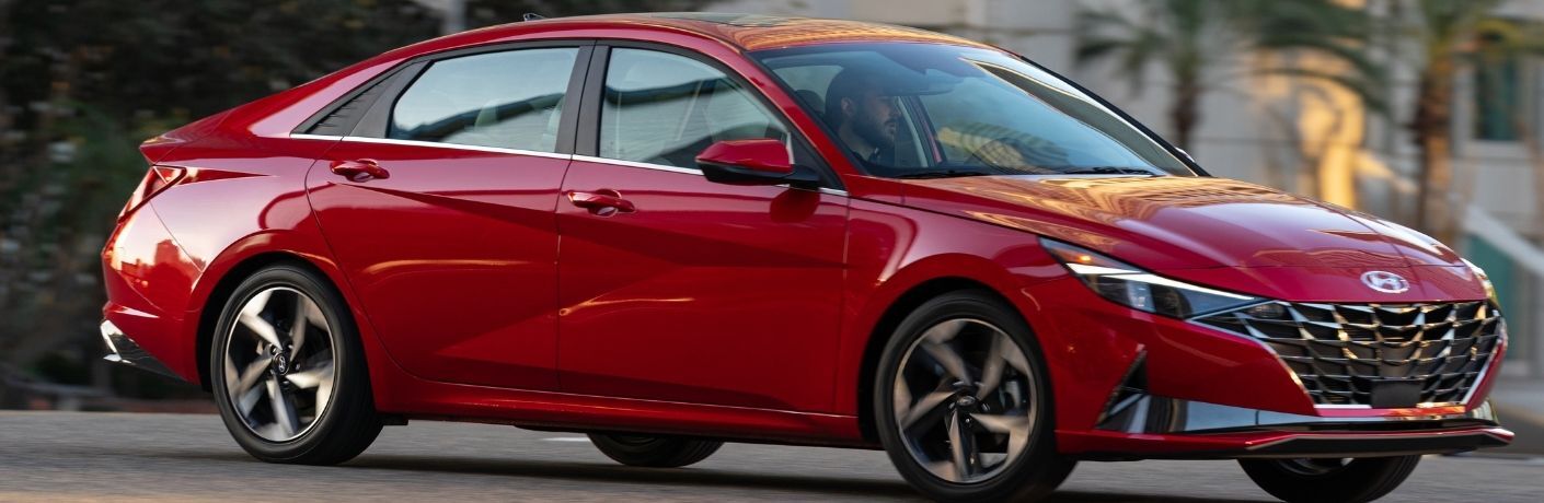 Used Hyundai Elantra side quarter view