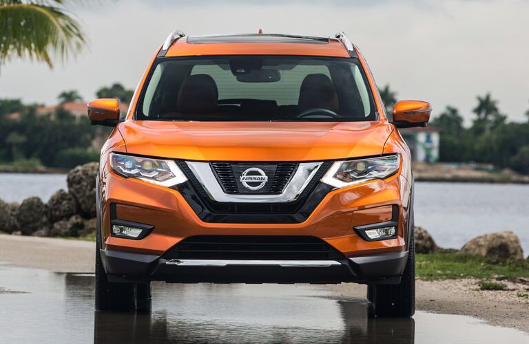 2017 Nissan Rogue front-end