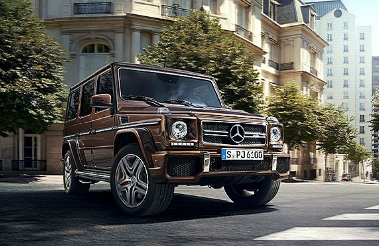 2017 Mercedes-Benz G-Class Exterior Passenger Side Front Angle