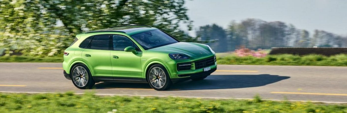 Front three-quarter view of the 2024 Porsche Cayenne S