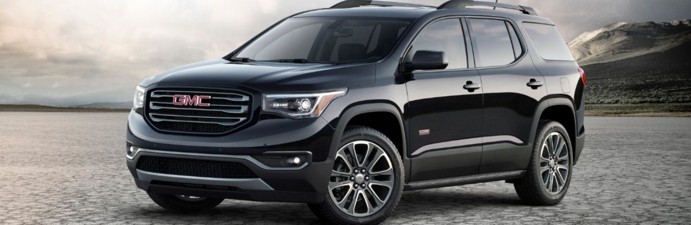 Front view of the 2019 GMC Acadia parked
