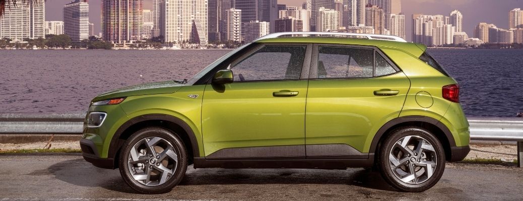 2022 Hyundai Venue exterior side look