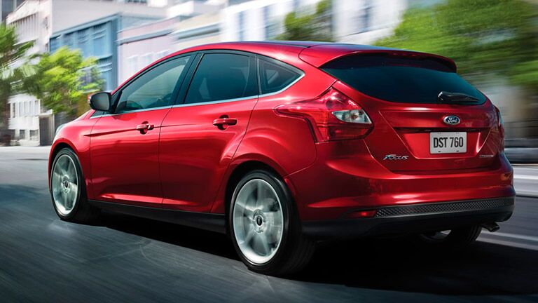 2015-ford-focus-vs-2015-honda-civic-kansas-city-mo-matt-ford-comparison-benefits