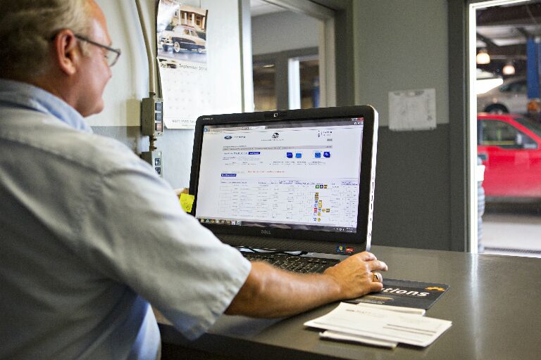 matt-ford-parts-department-buckner-ford-dealership-kansas-city-award-winning-auto-service-repair-blue-springs-independence-odessa-mo
