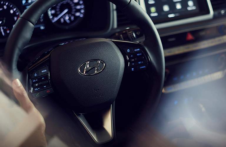 2018 Hyundai Sonata interior steering wheel