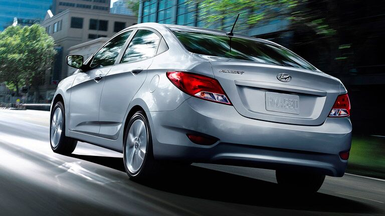Hyundai accent vs priora