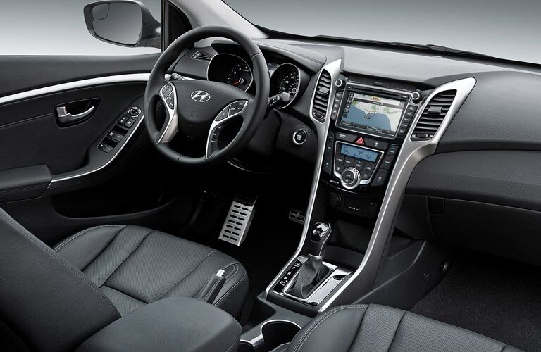 2017 Hyundai Elantra GT premium interior