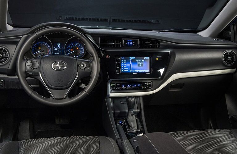 2016 Scion iM vs 2016 Ford Focus