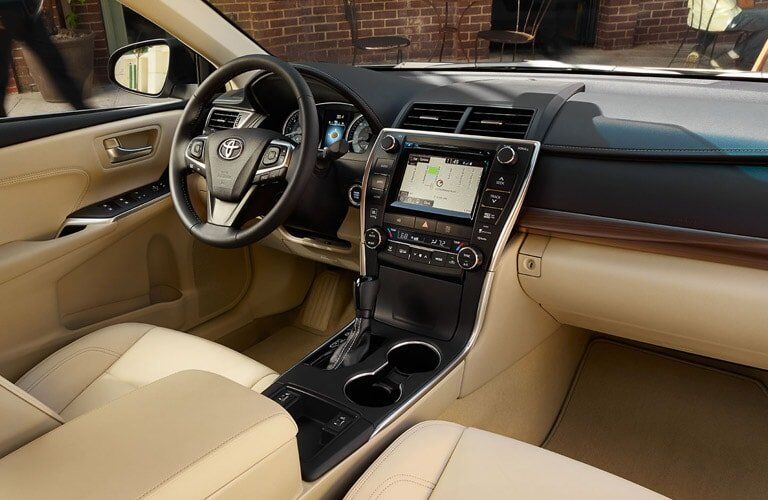 technology and front seating of the 2017 Toyota Camry