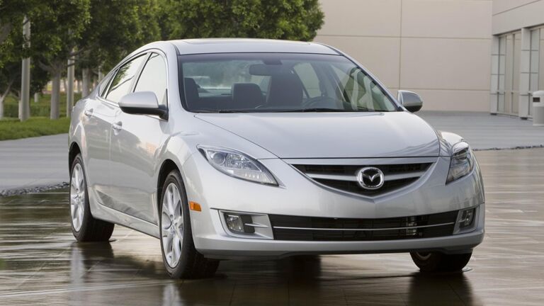 No matter if you choose used vs new vehicles, you'll get a great one at Auction Direct USA.