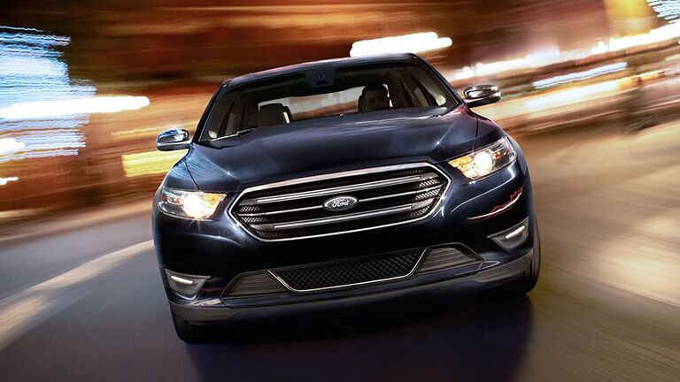 Front of the 2016 Ford Taurus