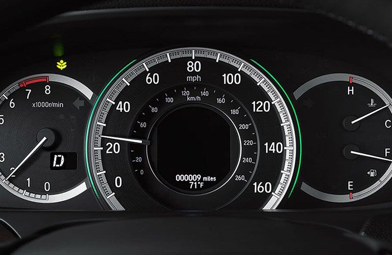 2017 Honda Accord interior features