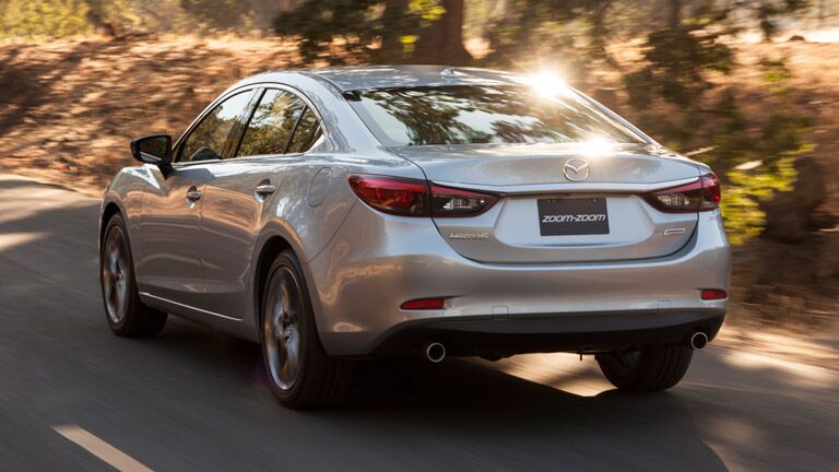 2016 Mazda 6 luggage space