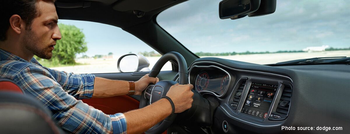 Dodge Challenger technology