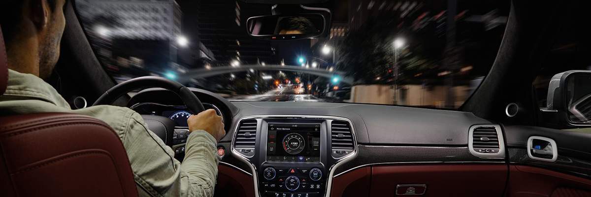 Technology 2018 Jeep Grand Cherokee Trackhawk Technology