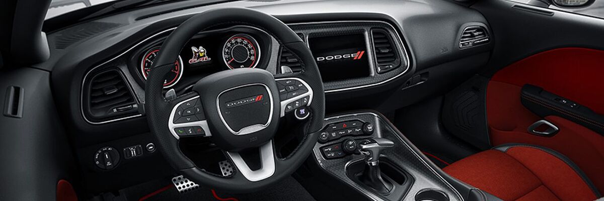 Style 2017 Dodge Challenger Style