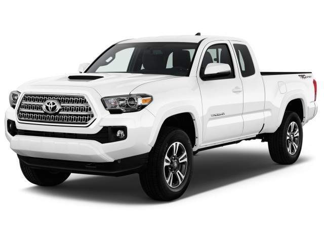 2016 Toyota Tacoma Front View