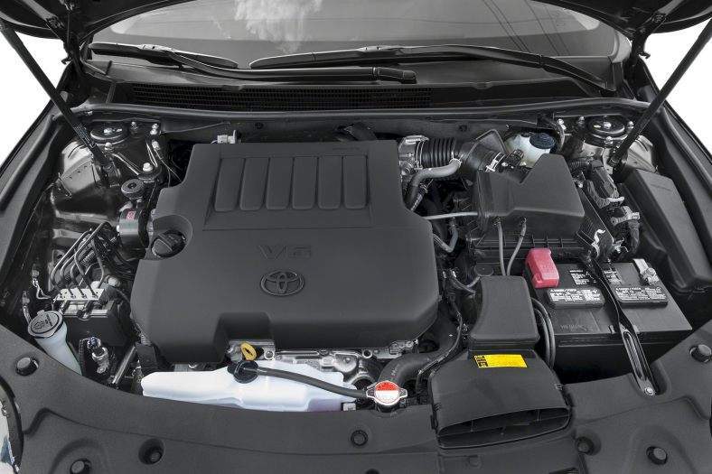 2017 Toyota Avalon Engine View