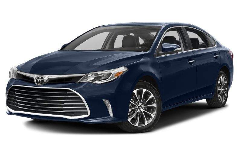 2017 Toyota Avalon Front View