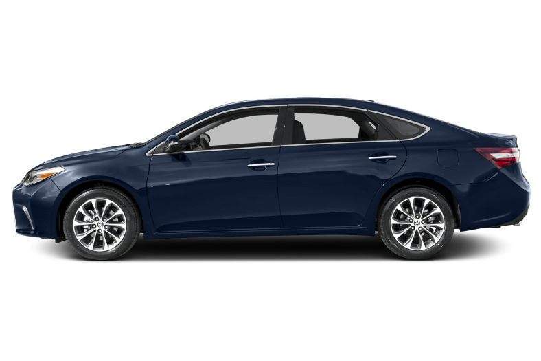 2017 Toyota Avalon Side View