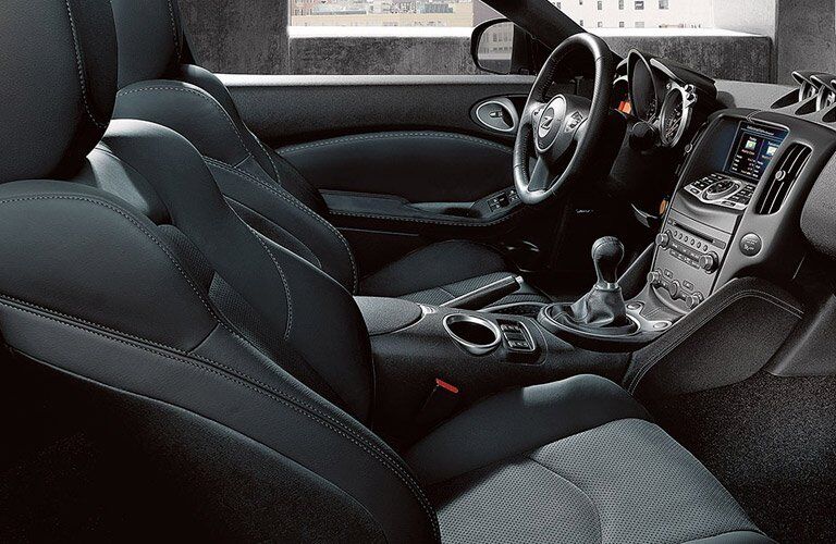 2017 Nissan 370Z Front Bucket Seats