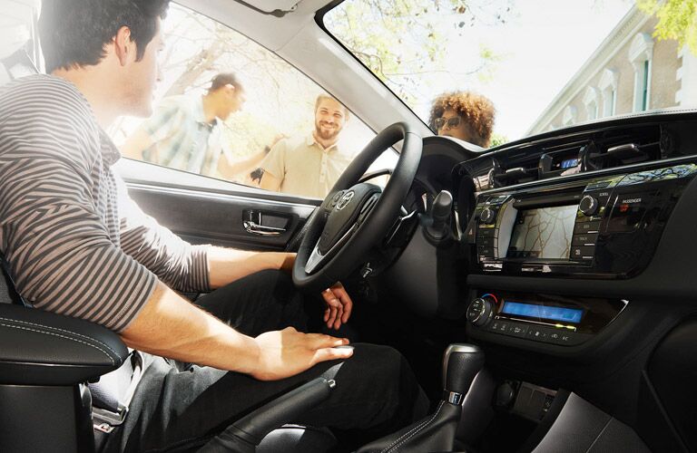2016 Mazda3 vs 2016 Toyota Corolla
