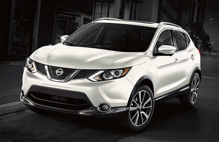 full view of the Nissan Rogue Sport