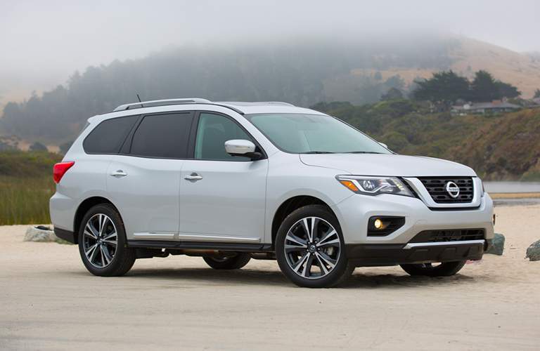full view of the Nissan Pathfinder