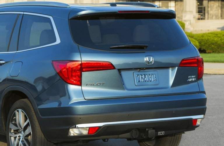 view of the back of the 2018 Honda Pilot