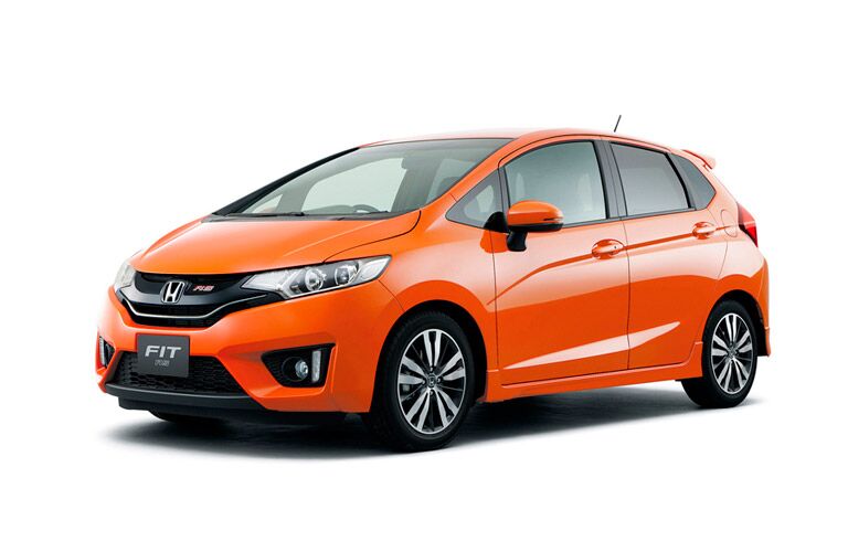 2015 Honda Civic vs 2015 Honda Fit