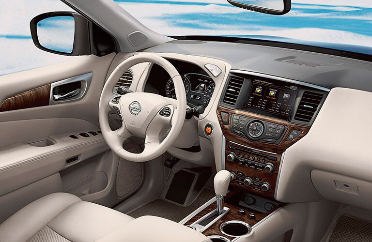 2015 Nissan Pathfinder interior