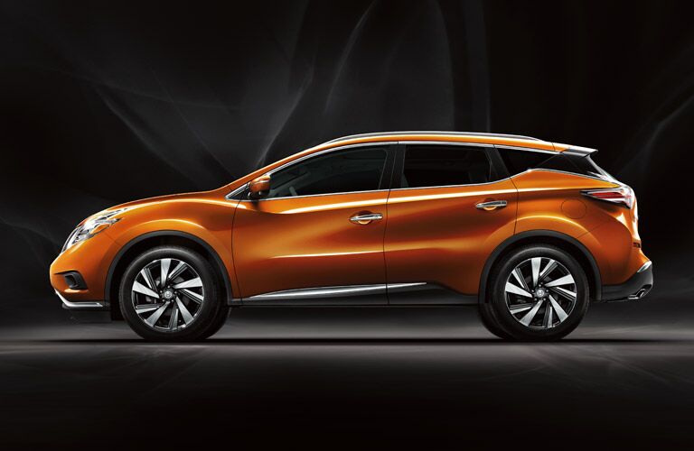 Nissan Murano orange