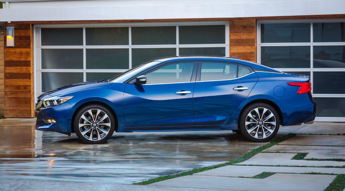 2016 Nissan Maxima Sr Vs Platinum