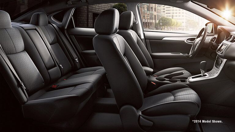 2015 Nissan Sentra SR Steering