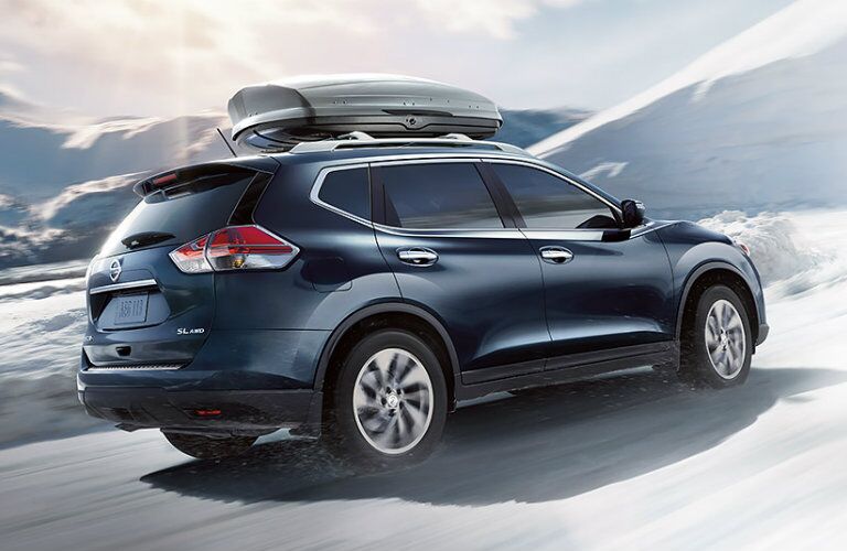 2016 Nissan Rogue rear end