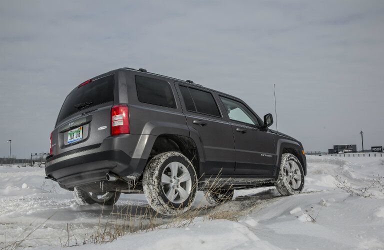 2016 Jeep Patriot Dark Gray Rear End