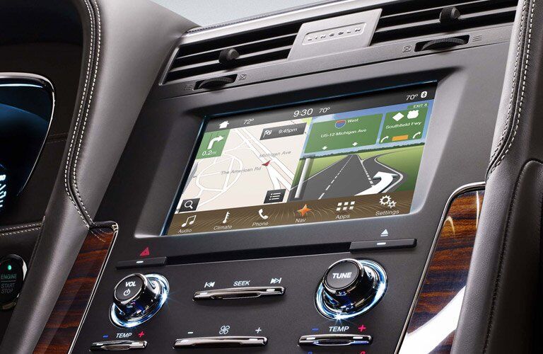 2017 Lincoln Navigator navigation system