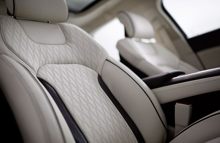 2017 Lincoln MKZ seating