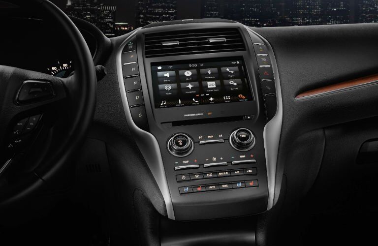 2017 Lincoln MKC interior infotainement