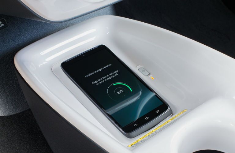 2017 toyota prius qi wireless charging