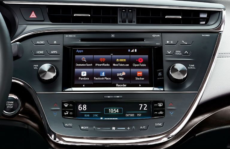 2018 Toyota Avalon touch screen