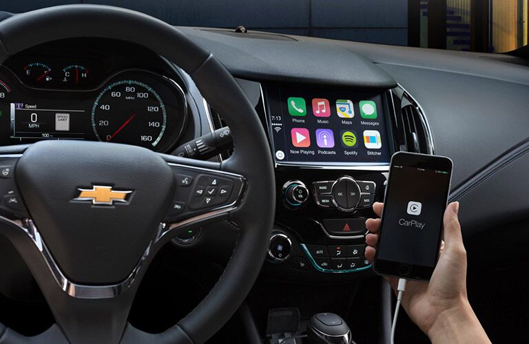 Chevy Cruze APple CarPlay Parks Chevrolet
