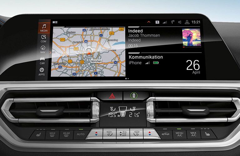 infotainment in 2019 bmw 3