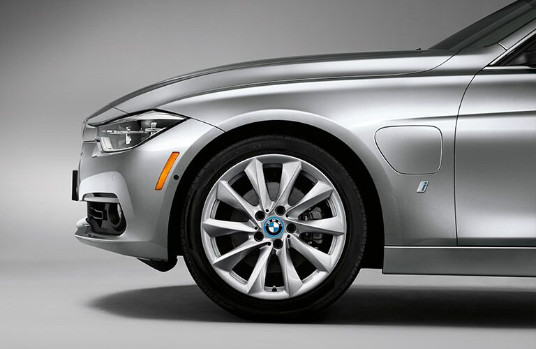 front and wheel of the 2017 BMW 3 Series