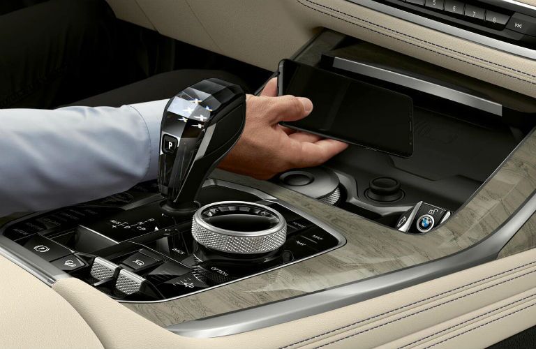 wireless charging in 2019 bmw x7