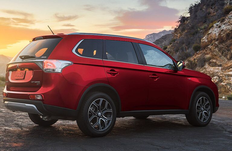 2015 Subaru Forester vs. 2015 Mitsubishi Outlander Sport