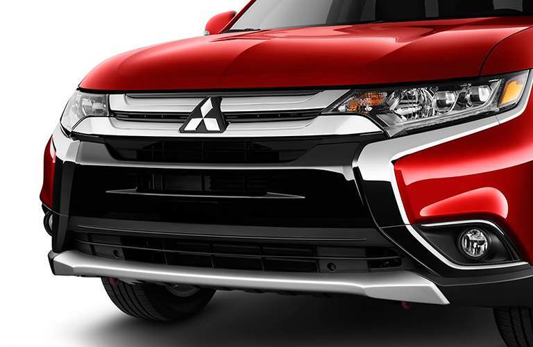 2017 Mitsubishi Outlander exterior front fascia